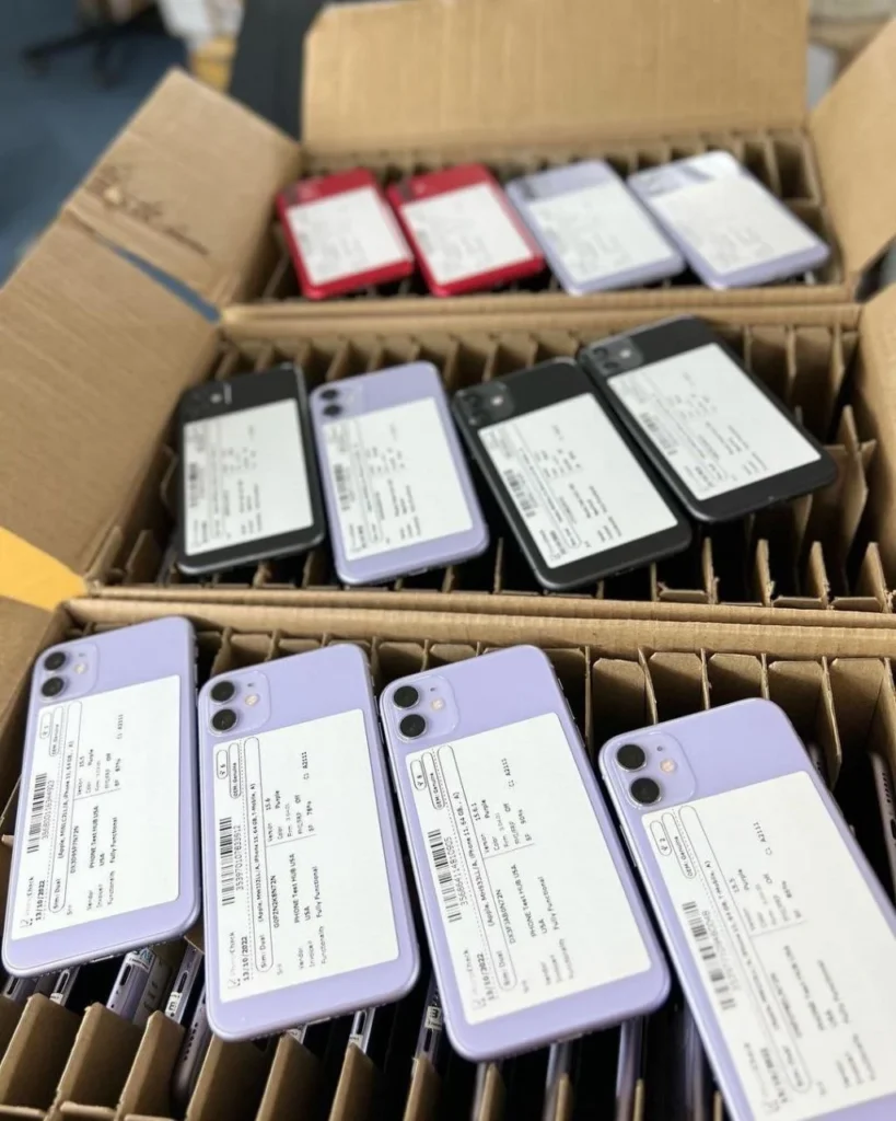 Wholesale Mixed iPhone Pallet (15 Phones)