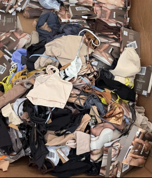 Wholesale SKIMS Clothing Pallet